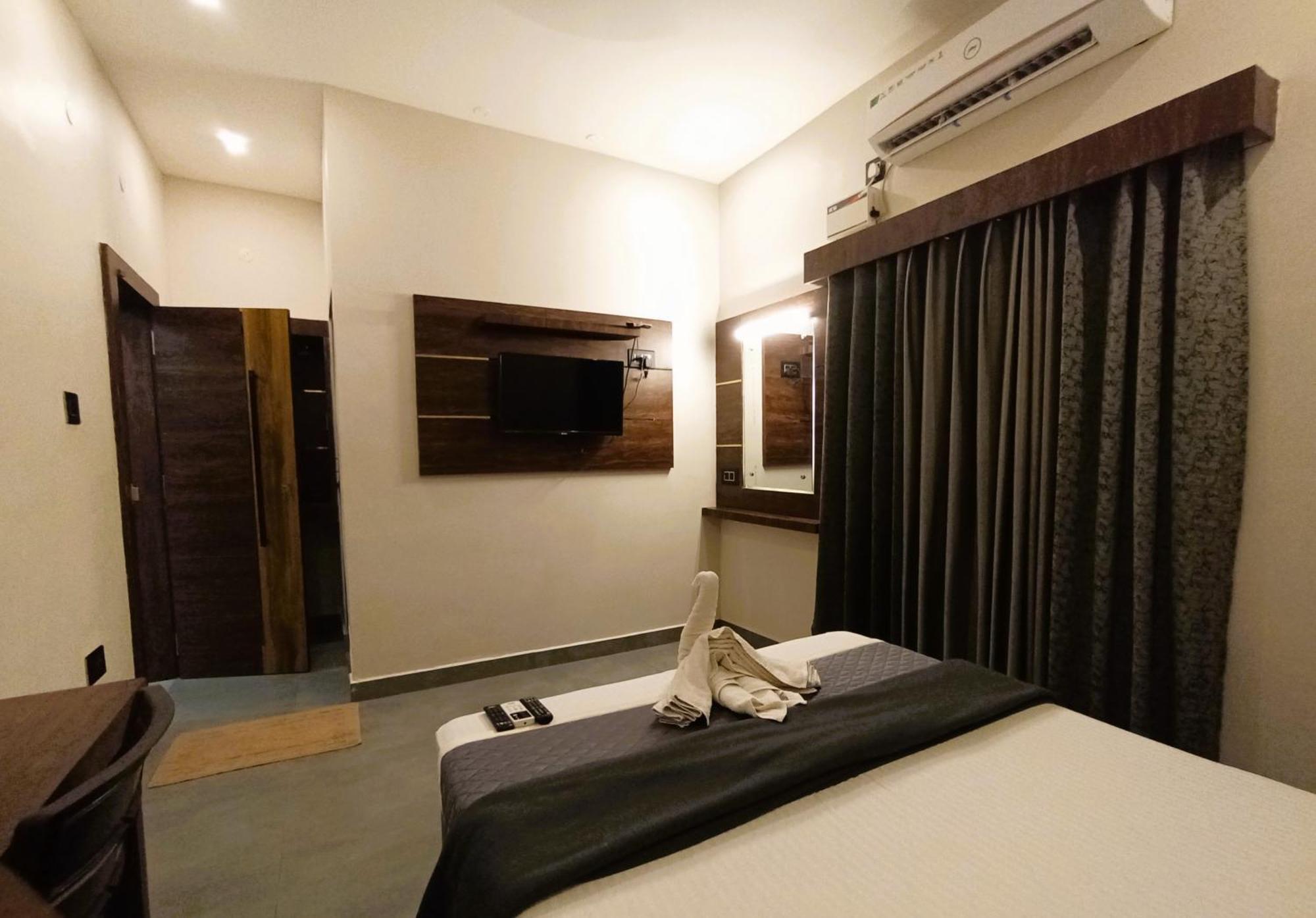 Hotel Elite Рамешварам Экстерьер фото